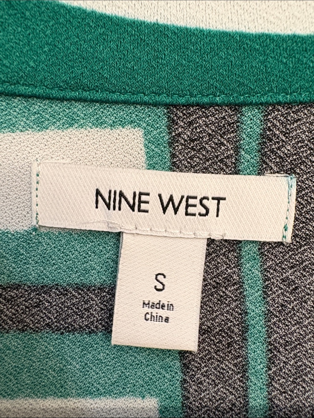 Nine West Emerald Green Black and White Geometric Wrap Dress - Picture 2 of 4